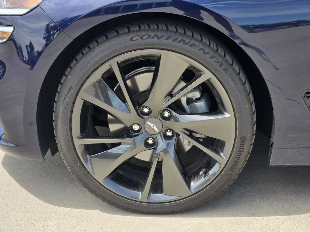 Used 2023 Genesis G70 2.0T w/ Sport Prestige Package RWD image 17