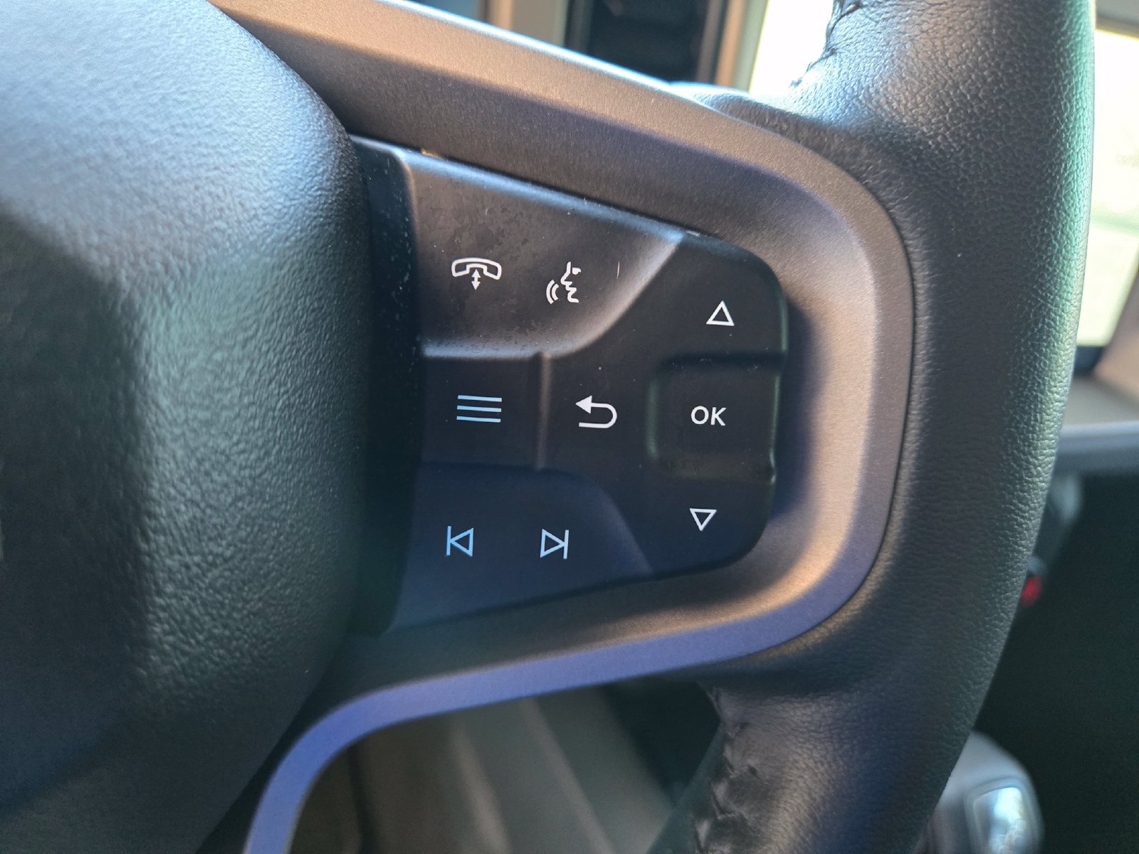 Used 2025 Ford Bronco Outer Banks AWD/4WD image 13