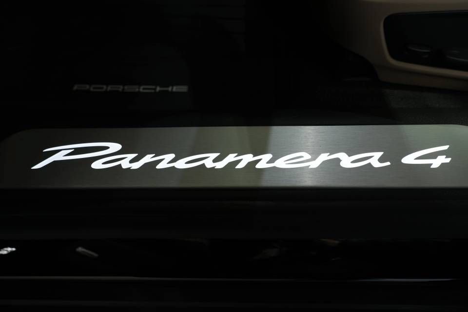 New 2026 Porsche Panamera 4 AWD/4WD image 33