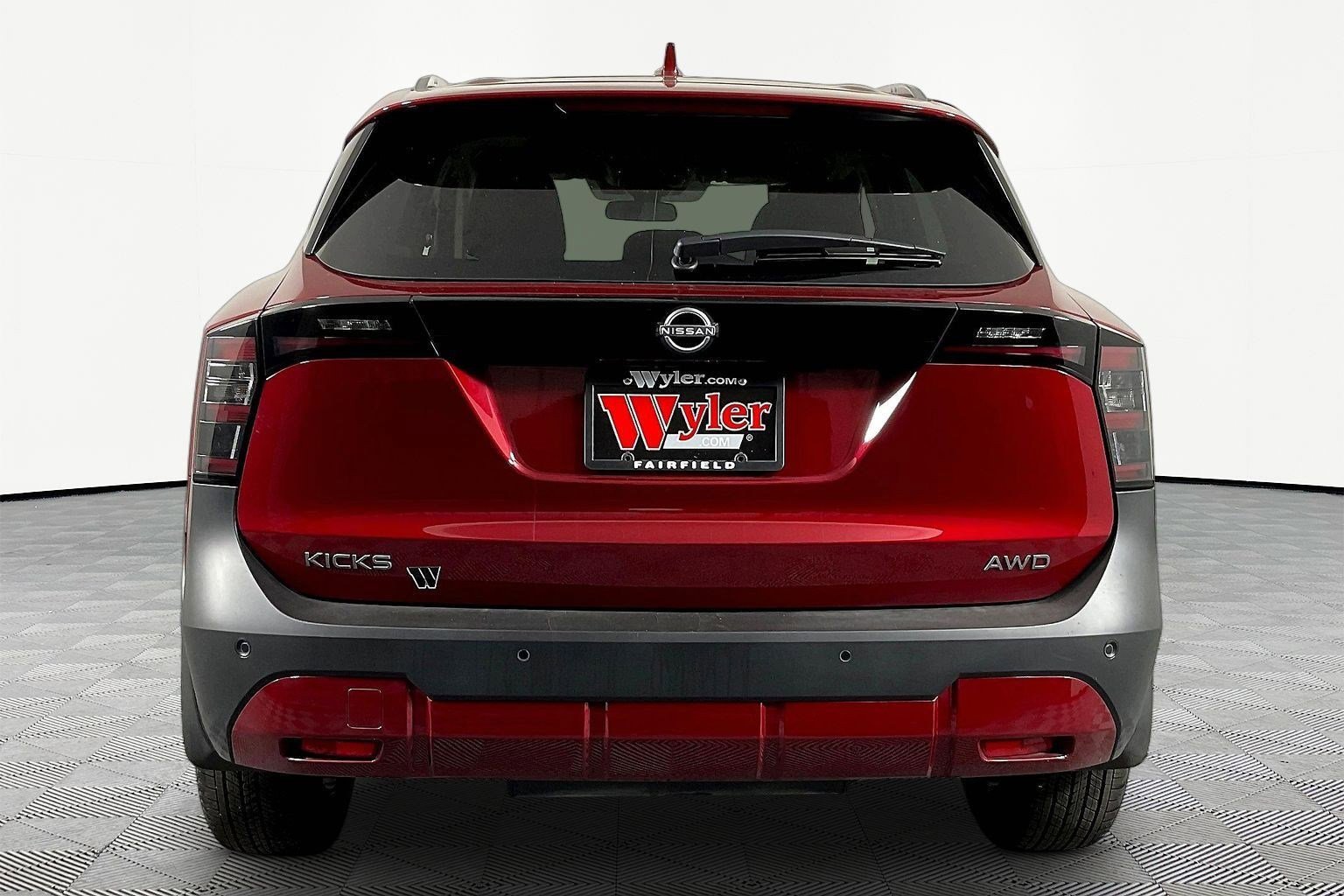 Certified 2025 Nissan Kicks SV w/ SV Premium Package image 5