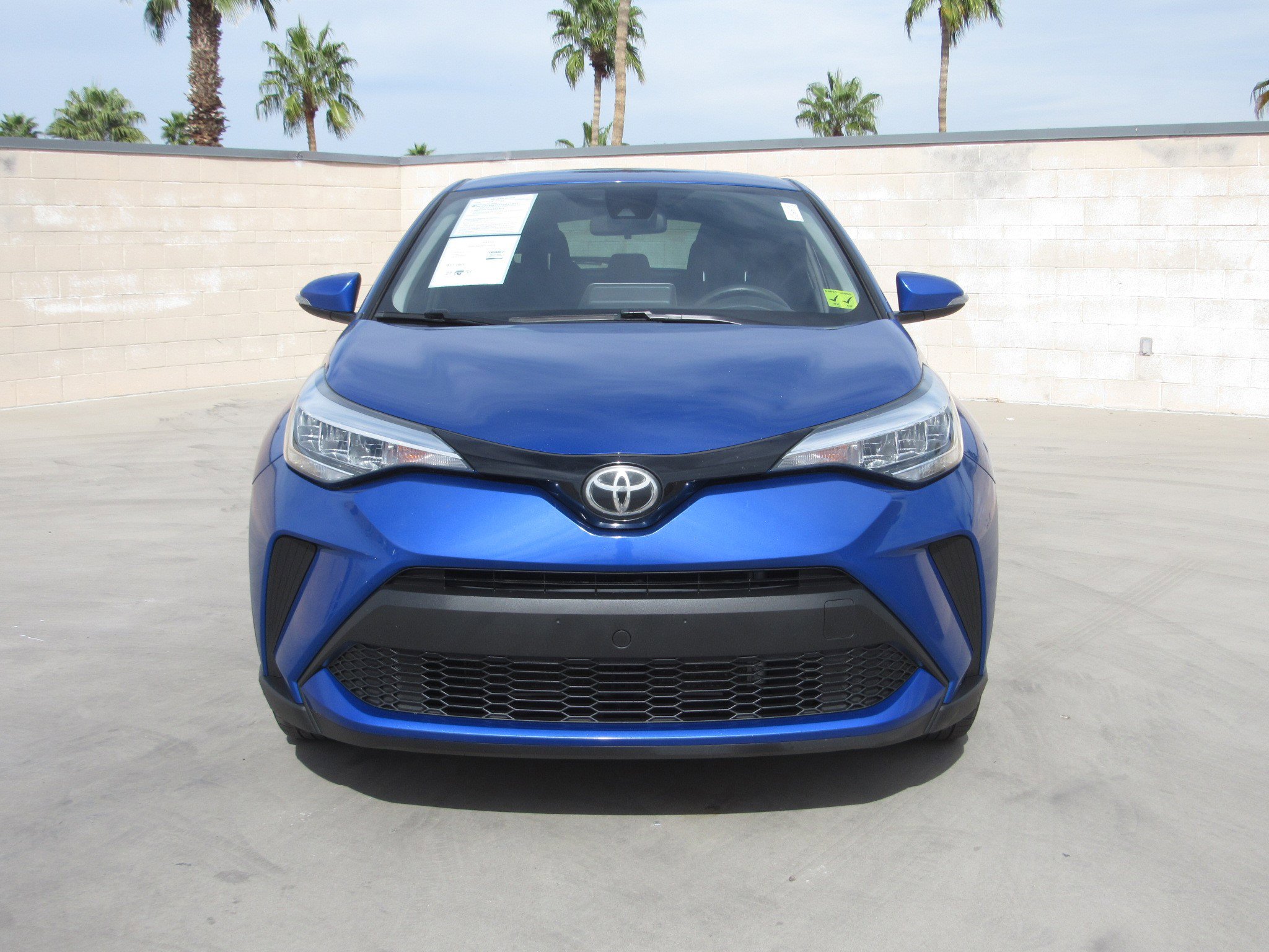 Used 2020 Toyota C-HR LE image 3