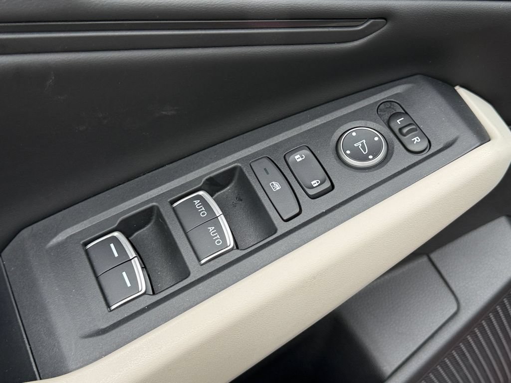 Used 2024 Honda Accord EX-L image 17