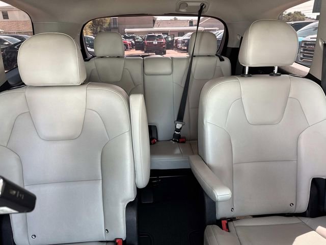 Used 2022 Kia Telluride S image 12