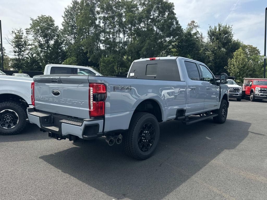 New 2026 Ford F350 Lariat w/ Black Appearance Package AWD/4WD image 2