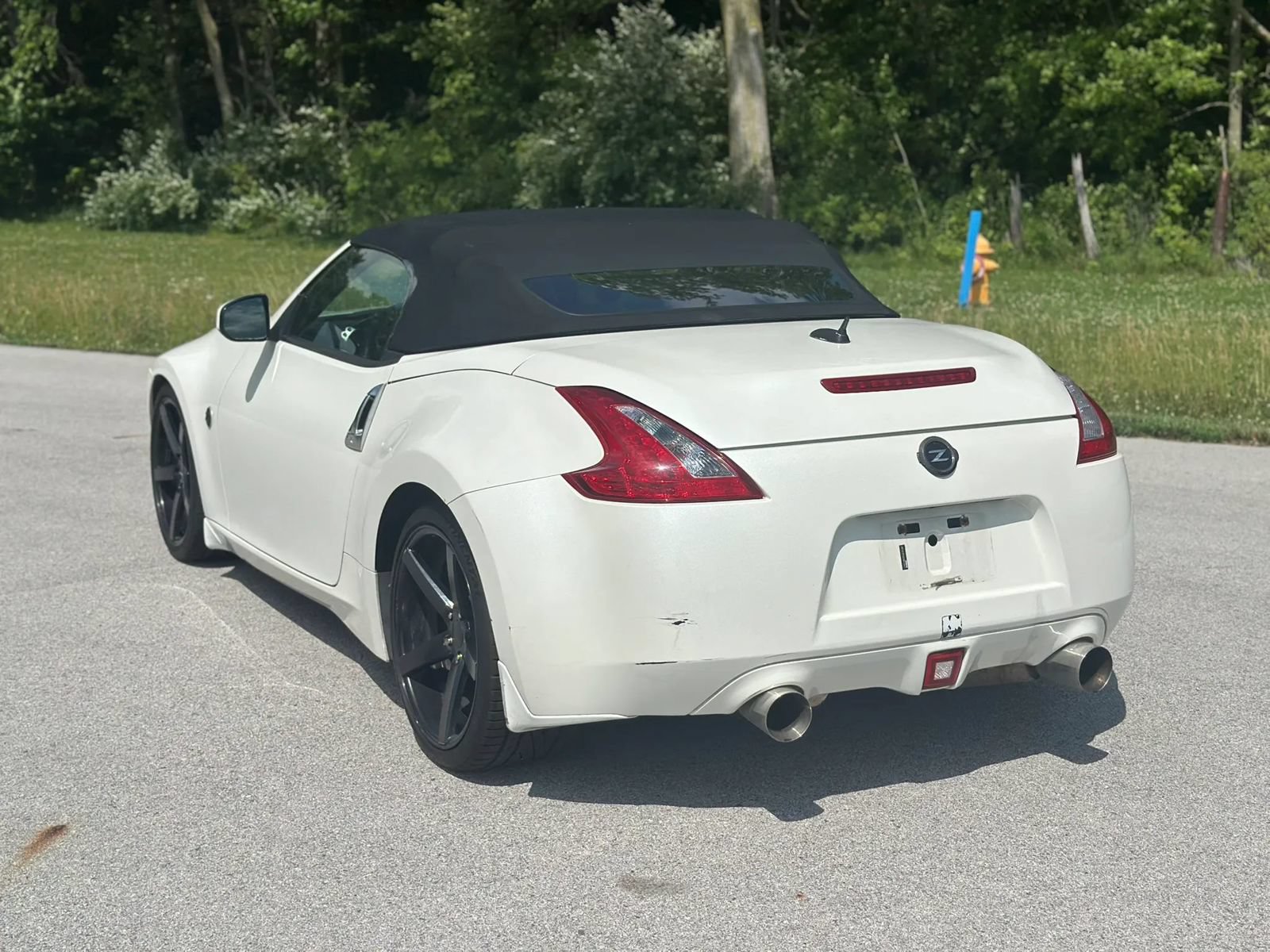 Used 2014 Nissan 370Z Touring RWD image 18