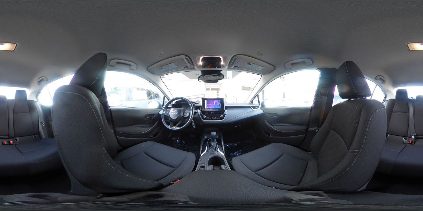 Used 2025 Toyota Corolla LE image 38