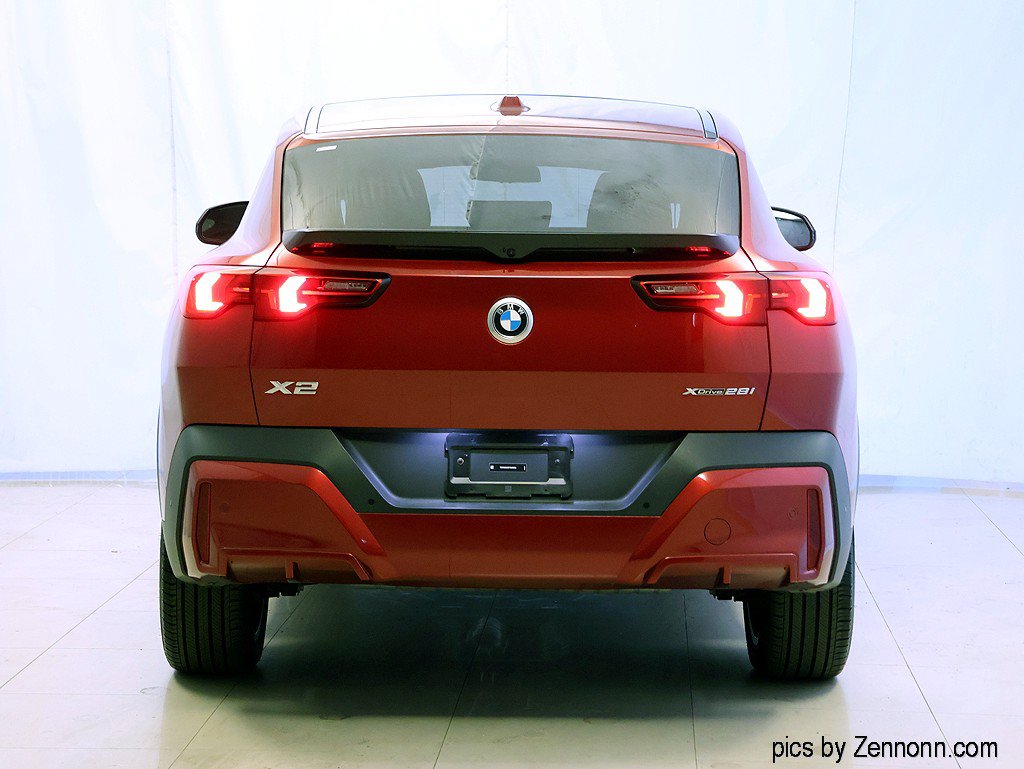 Certified 2026 BMW X2 xDrive28i AWD/4WD image 7
