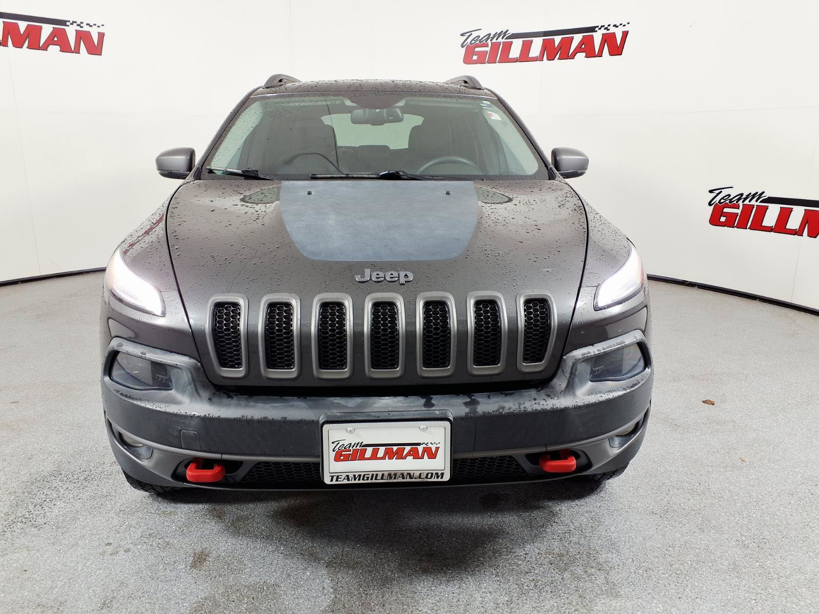 Used 2015 Jeep Cherokee Trailhawk w/ Comfort/Convenience Group AWD/4WD image 2