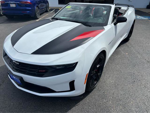 Used 2023 Chevrolet Camaro LT w/ RS Package image 18