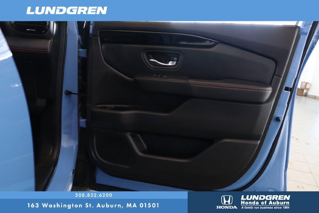 Used 2025 Honda Pilot TrailSport image 16