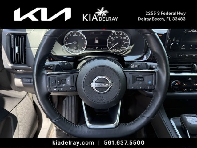 Used 2024 Nissan Pathfinder SL AWD/4WD image 30