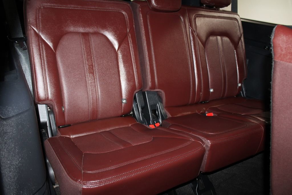 Used 2022 Ford Expedition Max Limited image 32