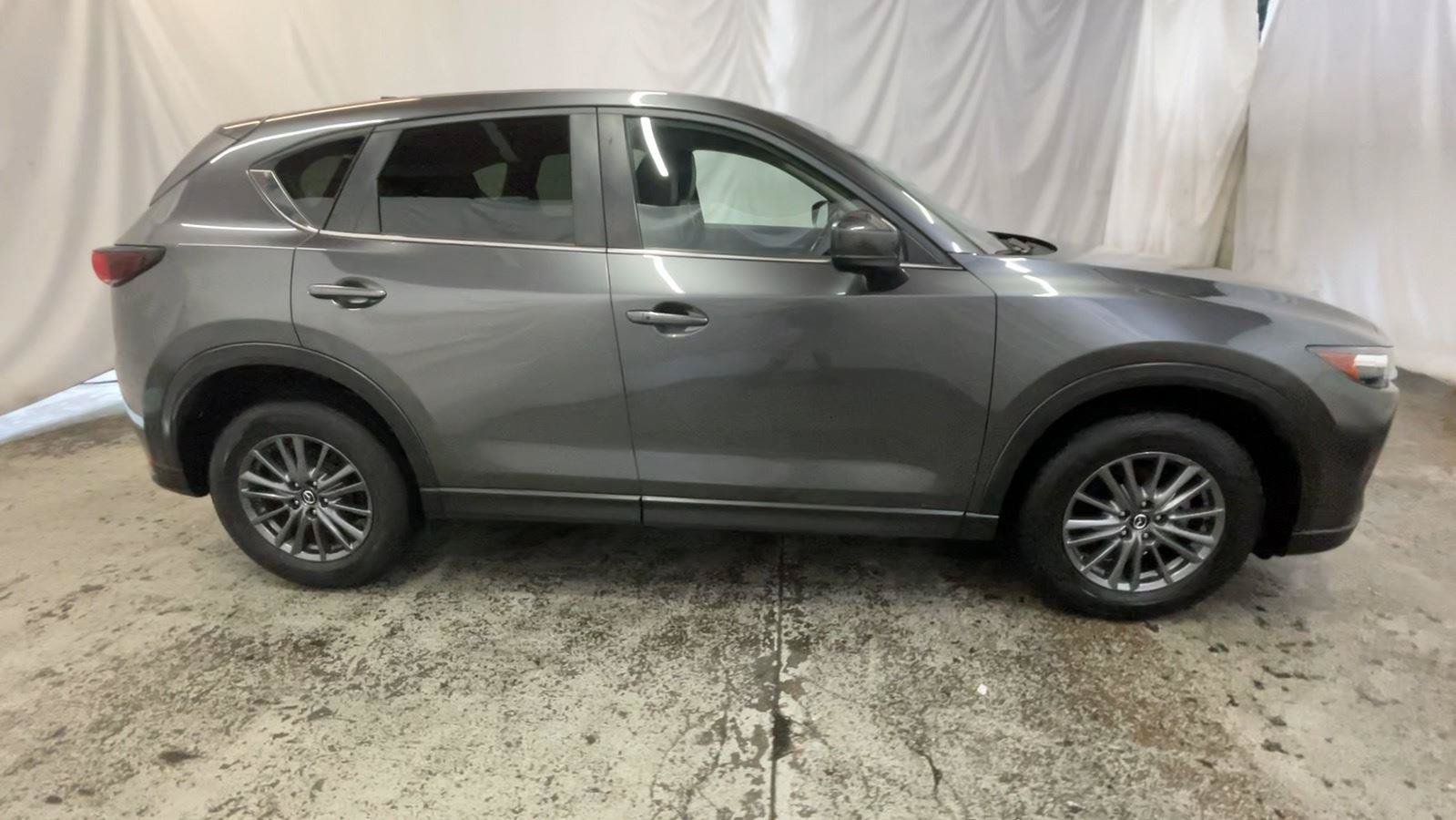 Used 2021 MAZDA CX-5 Touring FWD image 4