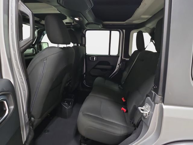 Used 2018 Jeep Wrangler Unlimited Sahara w/ Dual Top Group image 12