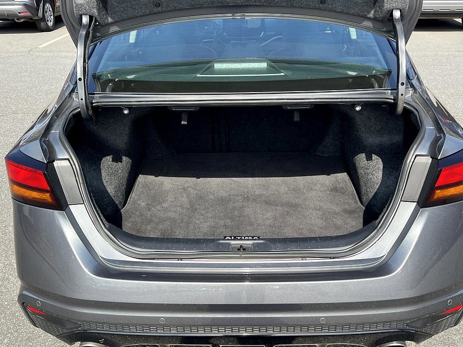 Certified 2024 Nissan Altima 2.5 SR w/ SR Premium Package image 15