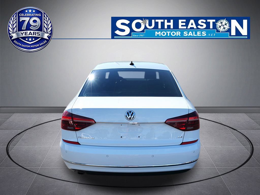 Used 2017 Volkswagen Passat 1.8T SE FWD image 4