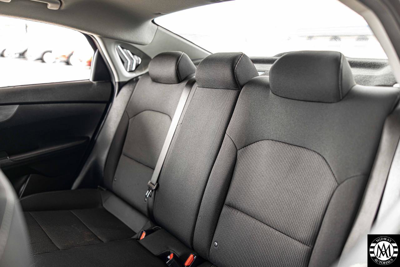 Used 2019 Kia Forte LXS image 18