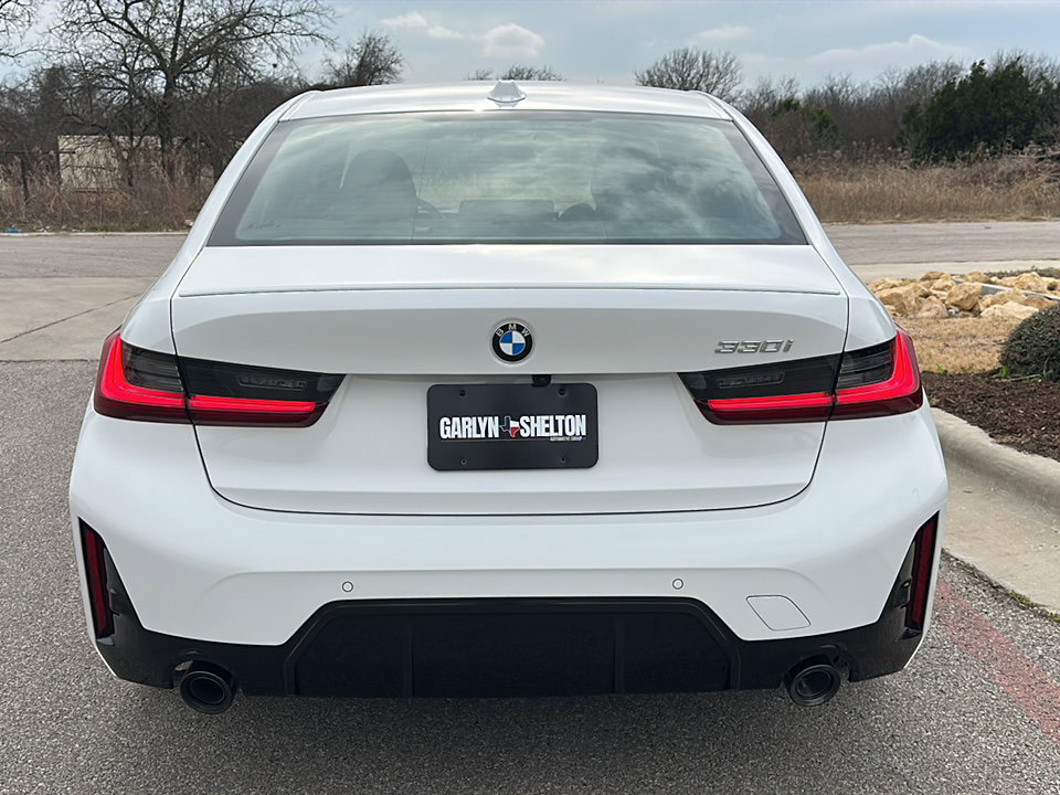 New 2026 BMW 330i Sedan w/ M Sport Package image 7