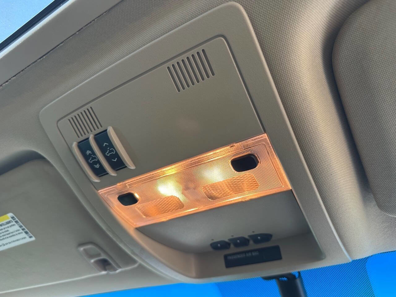 Used 2013 Chevrolet Avalanche LTZ RWD image 24