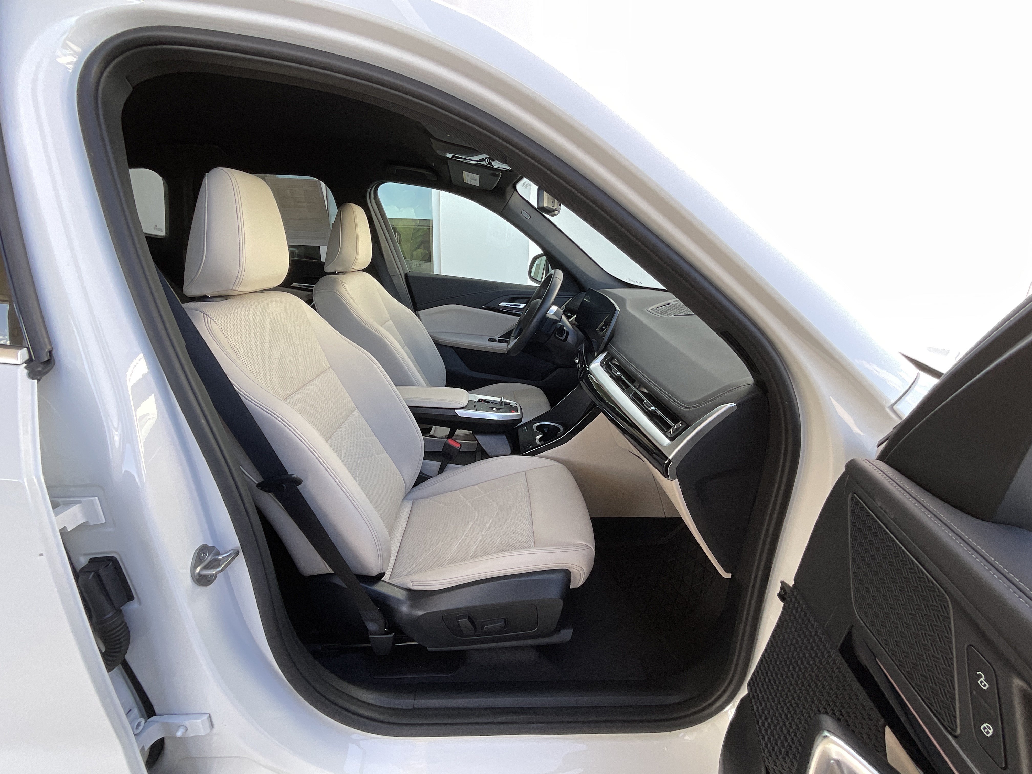 Certified 2023 BMW X1 xDrive28i w/ Convenience Package AWD/4WD image 19
