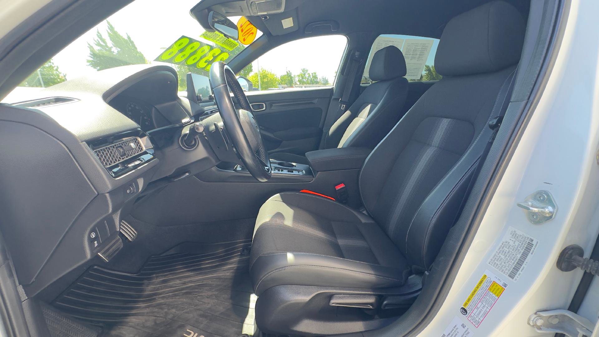 Used 2022 Honda Civic Sport image 12