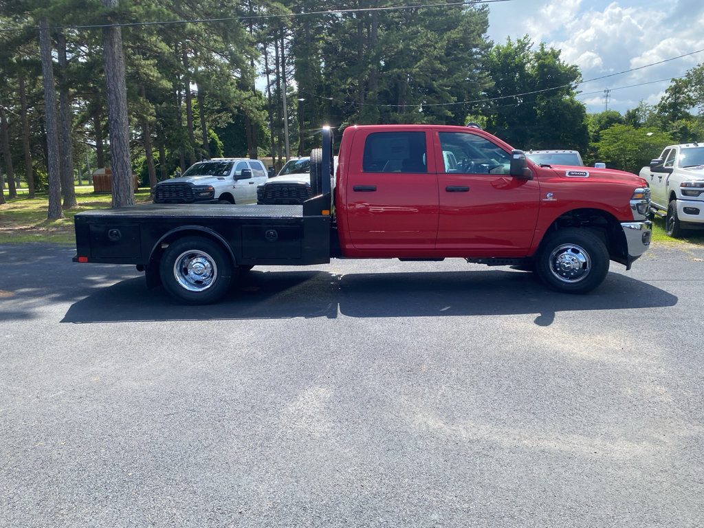 New 2026 RAM 3500 Tradesman w/ Chrome Appearance Group A AWD/4WD image 2