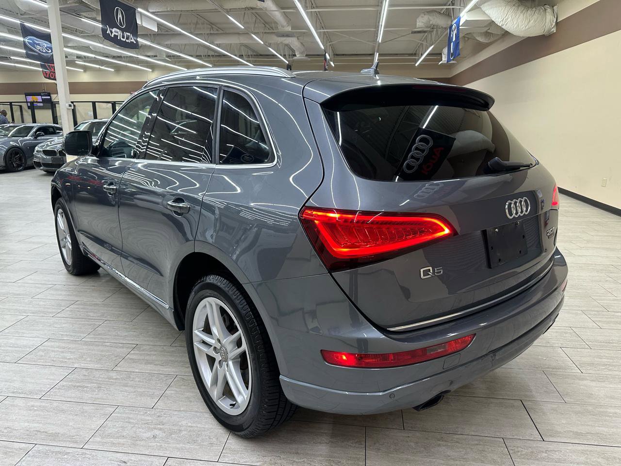 Used 2017 Audi Q5 2.0T Premium image 9