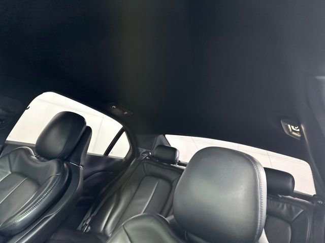 Used 2017 Lincoln Continental Select image 12