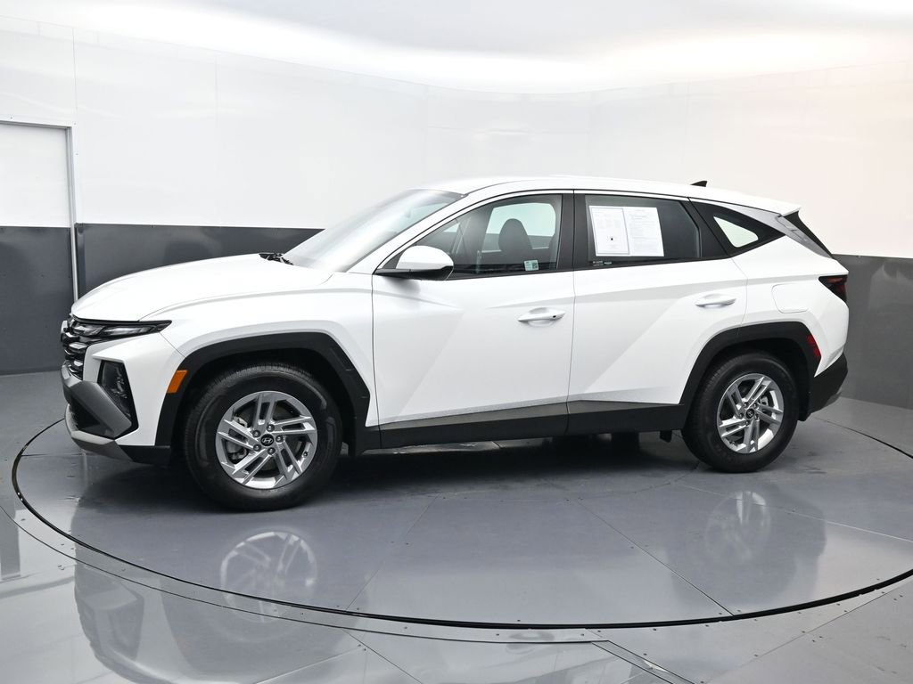 Certified 2025 Hyundai Tucson SE image 7