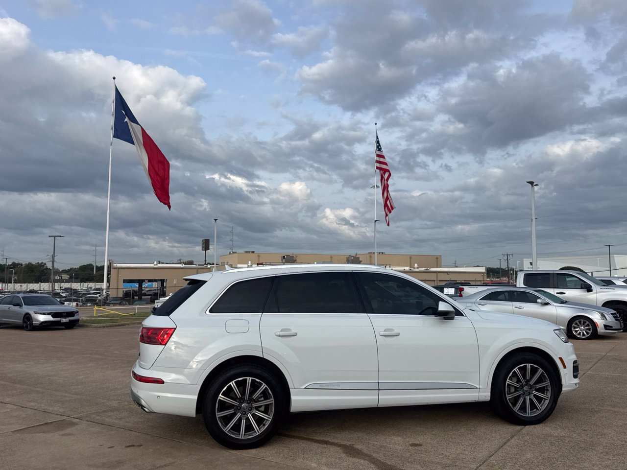 Used 2019 Audi Q7 3.0T Prestige AWD/4WD image 30
