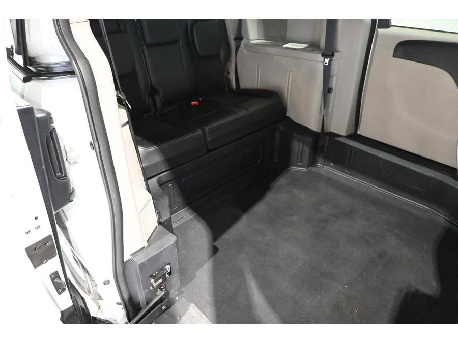 Used 2019 Dodge Grand Caravan SXT image 18