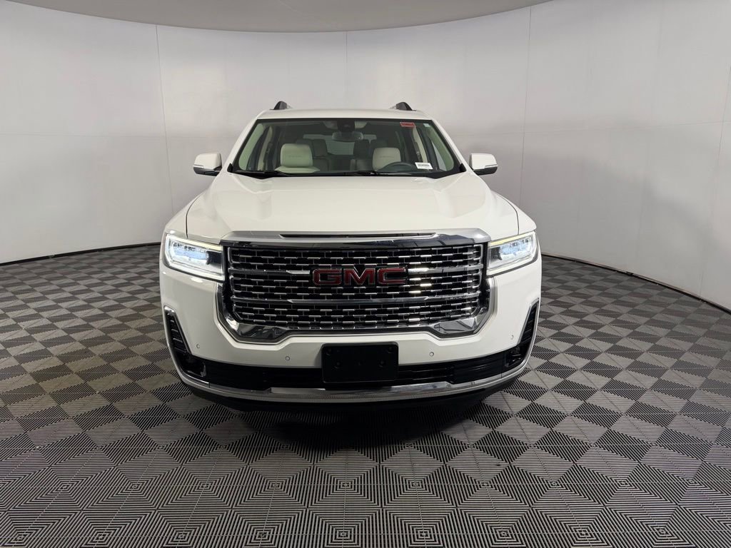 Used 2023 GMC Acadia Denali image 5