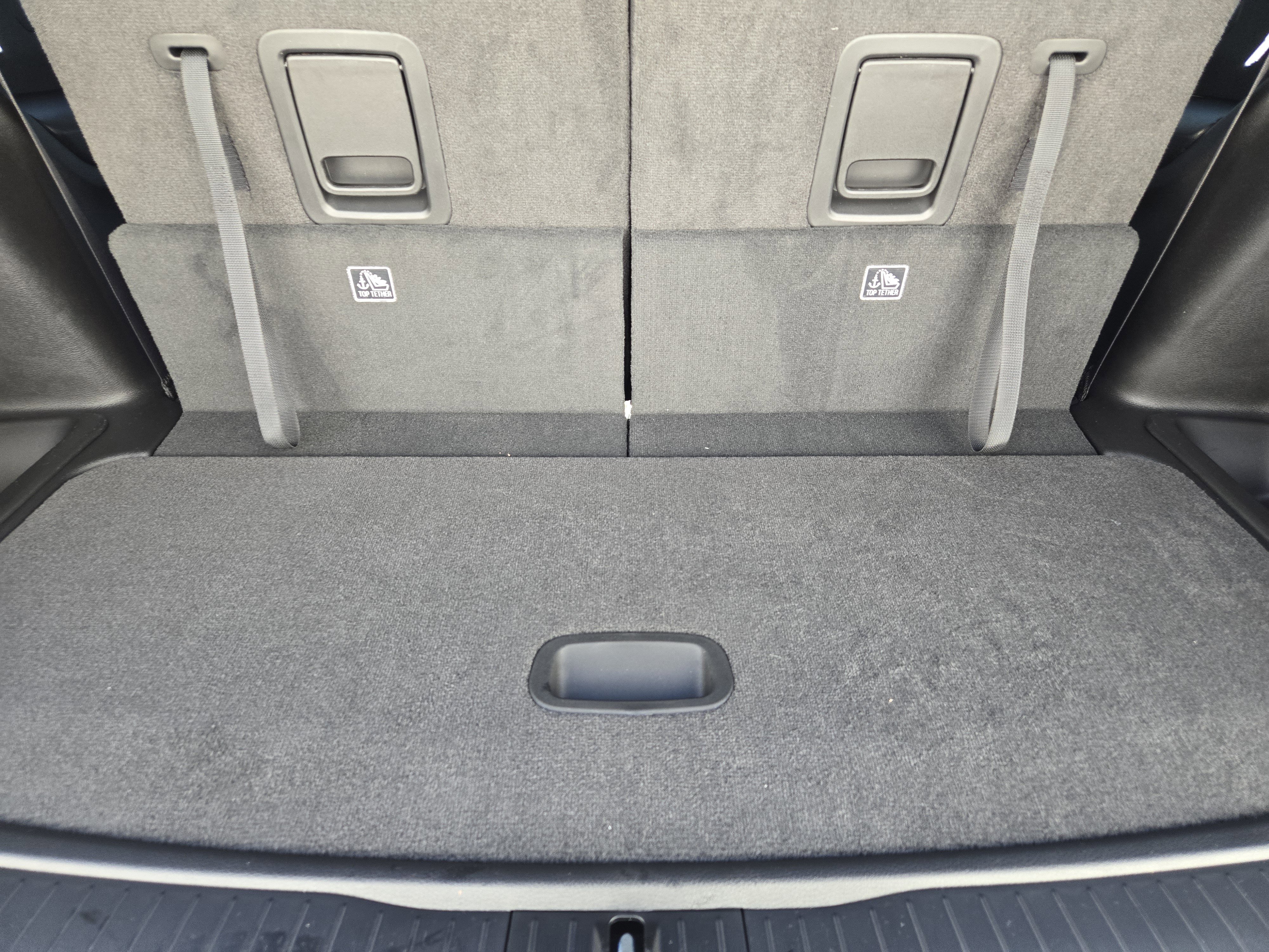 New 2025 Jeep Grand Cherokee L Laredo image 24