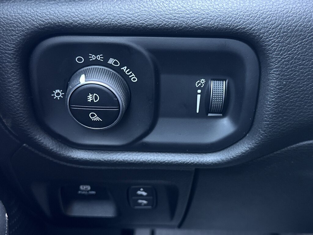 New 2025 RAM 1500 Big Horn image 15