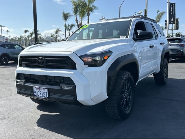 Used 2025 Toyota 4Runner SR5 AWD/4WD image 3