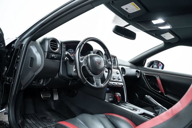 Used 2012 Nissan GT-R Black Edition AWD/4WD image 21