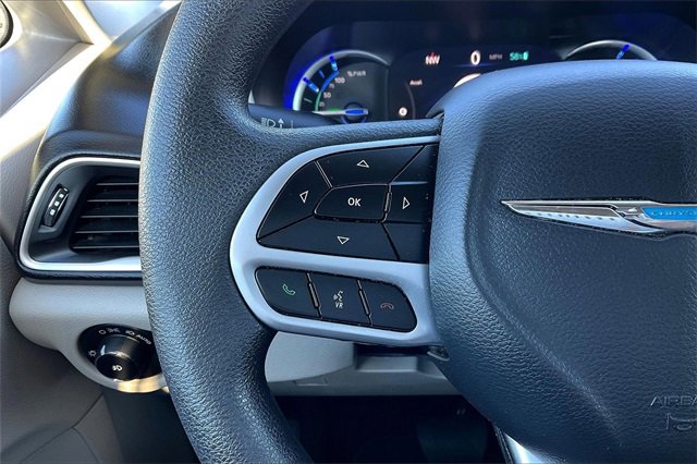 Used 2017 Chrysler Pacifica Touring Plus image 20