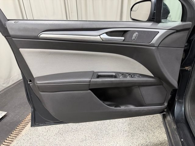 Used 2014 Ford Fusion S FWD image 16