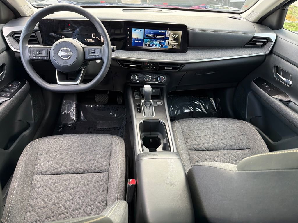 Used 2025 Nissan Kicks SV w/ SV Premium Package FWD image 14