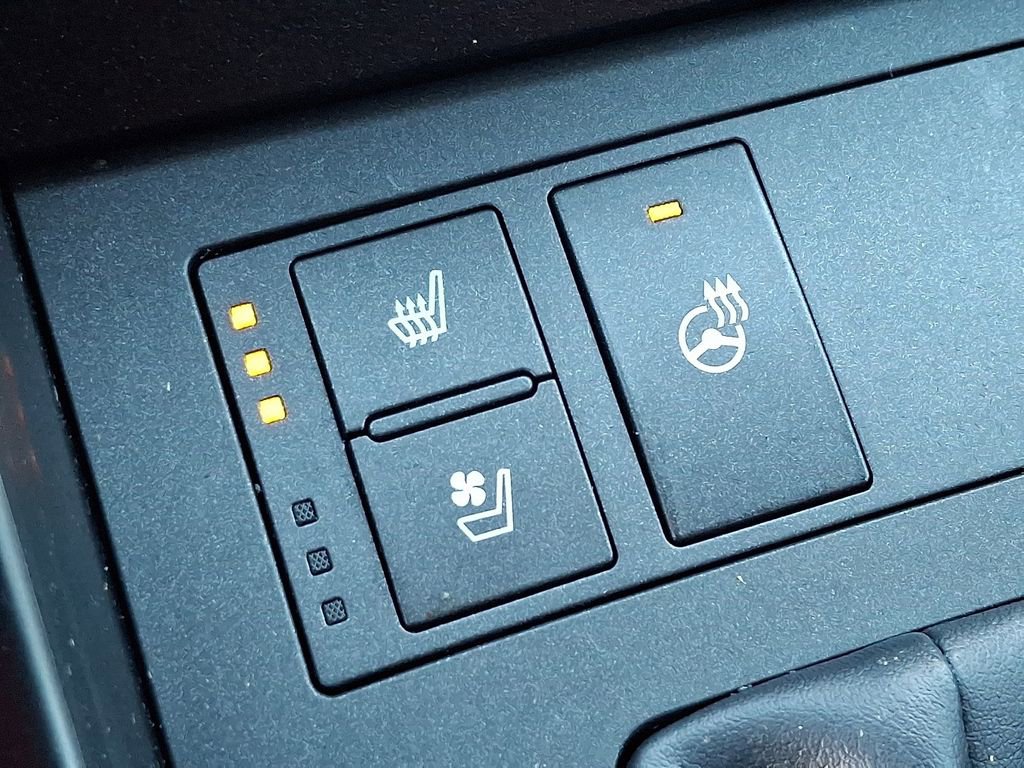 Used 2023 Lexus IS 350 F Sport image 25