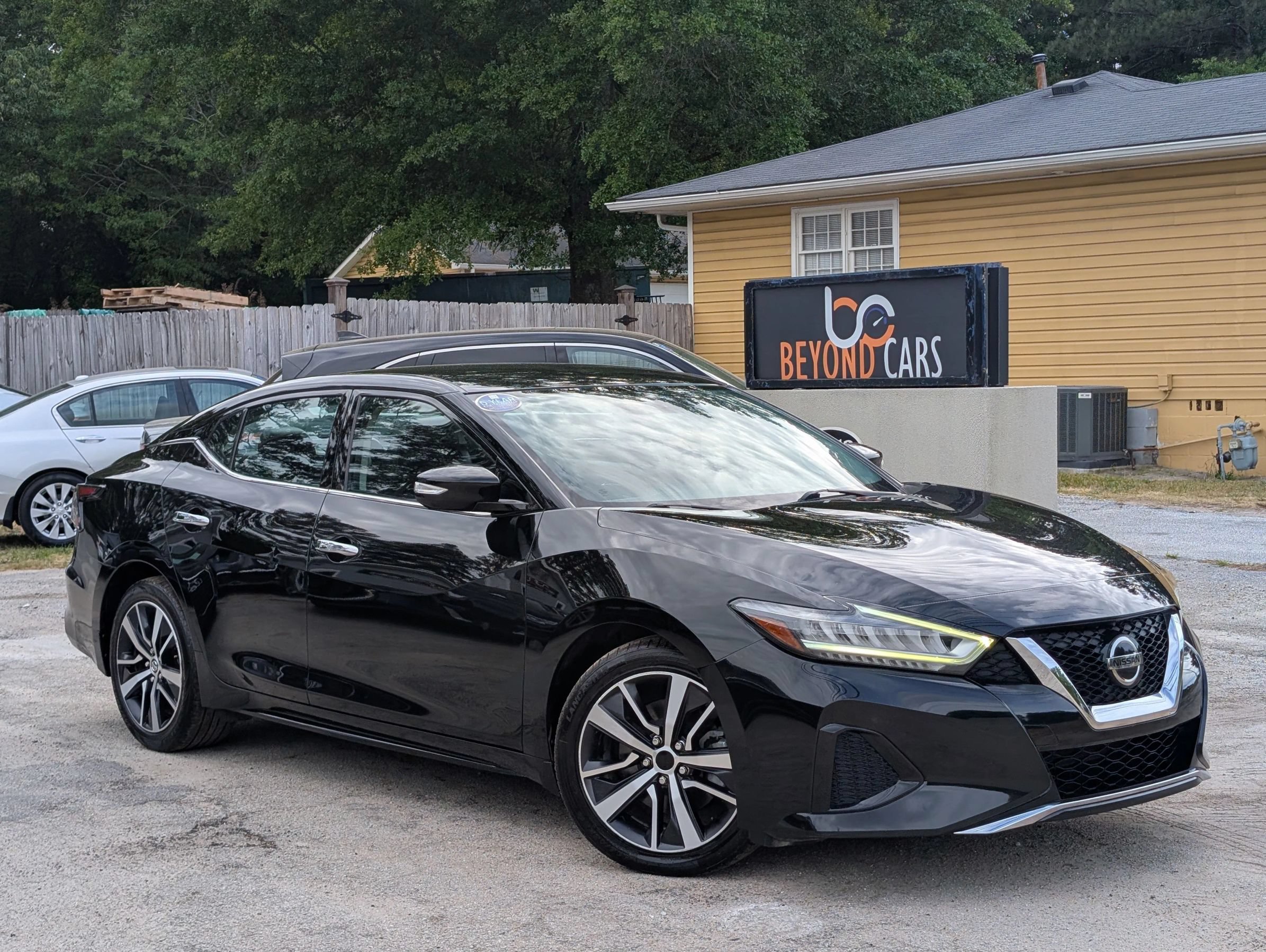 Used 2020 Nissan Maxima 3.5 SV w/ Floor Mat Group FWD image 1