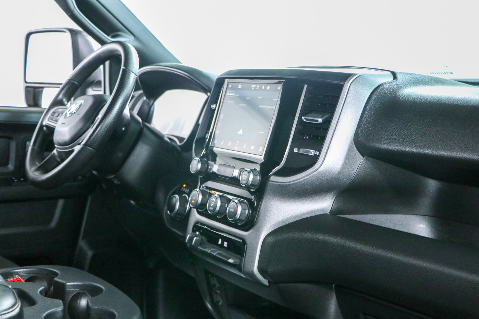 Used 2024 RAM 2500 Tradesman w/ Chrome Appearance Group AWD/4WD image 27