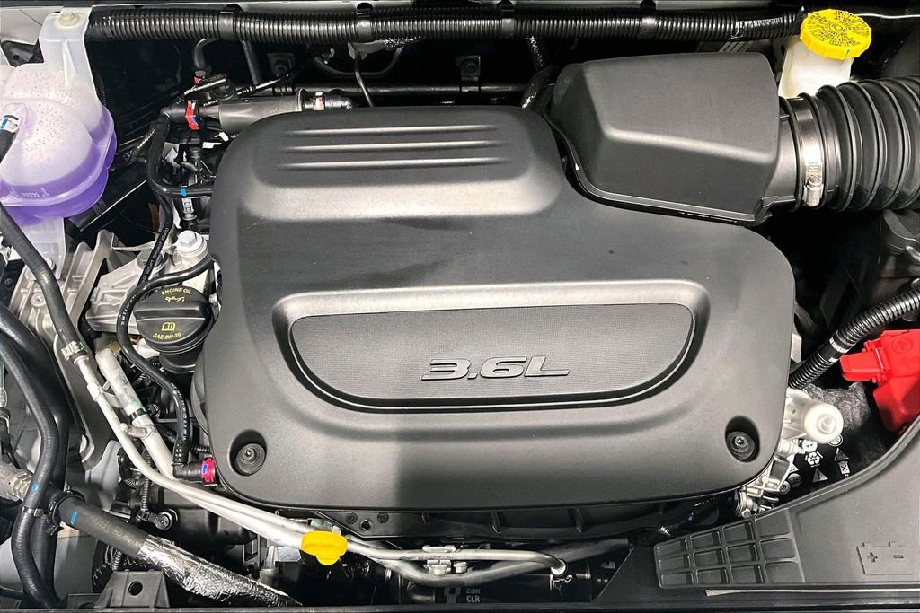 New 2026 Chrysler Pacifica Limited w/ S Appearance Package image 28