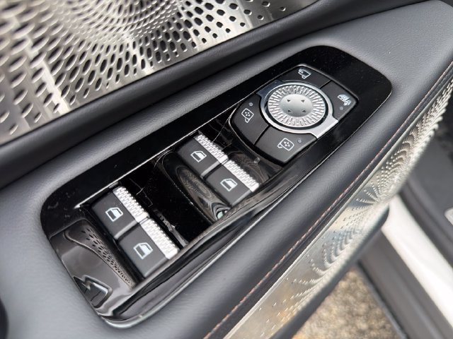 New 2026 Lincoln Nautilus Reserve AWD/4WD image 21
