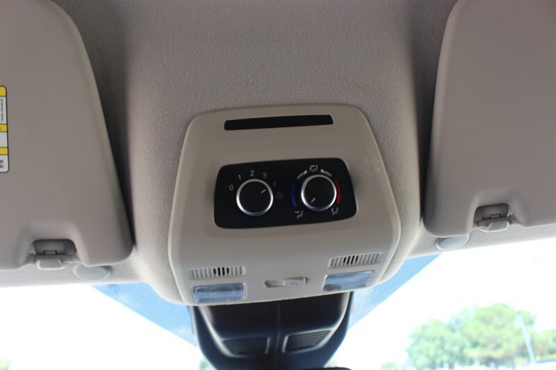 Used 2023 Ford Transit 350 XLT RWD image 30