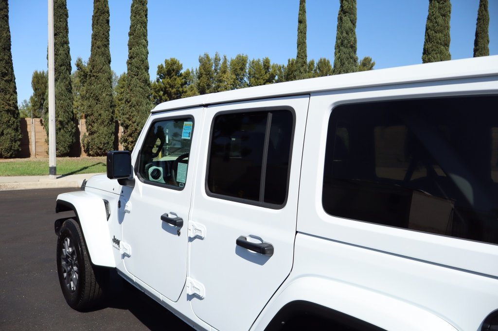 Certified 2026 Jeep Wrangler Unlimited Sahara AWD/4WD image 16
