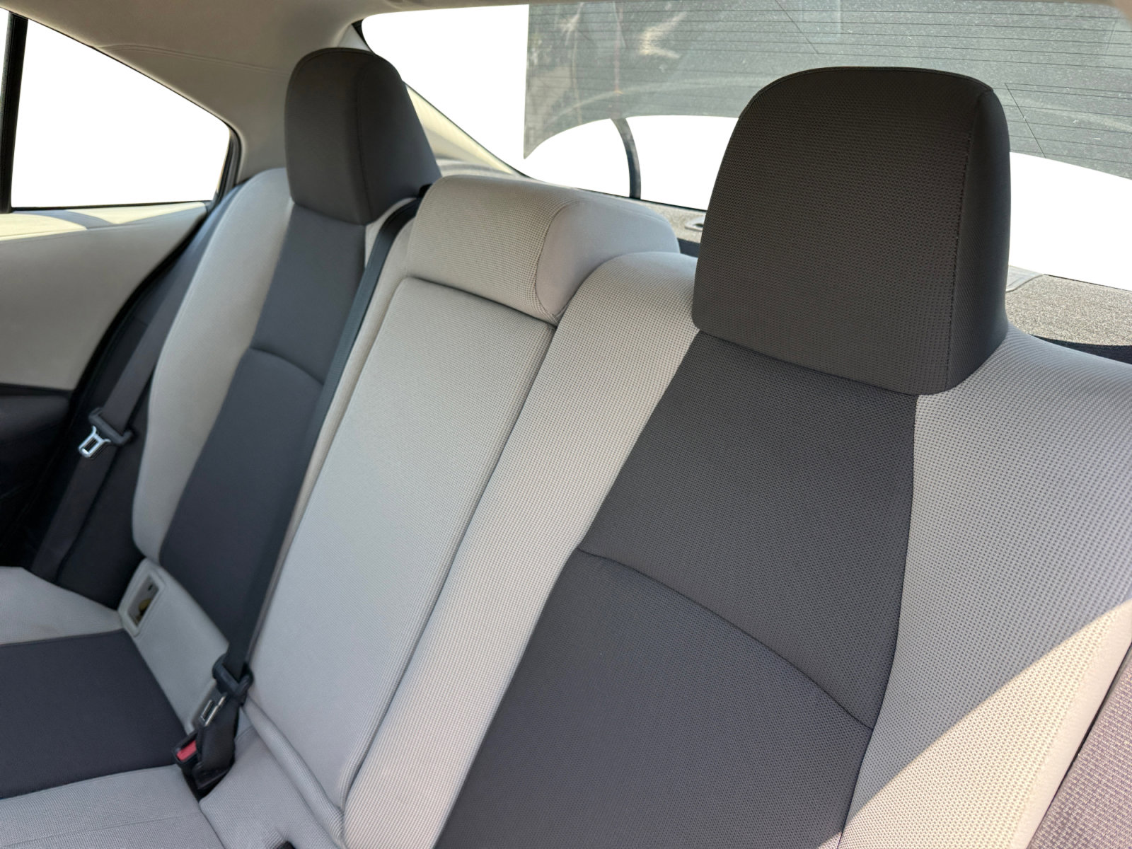 Used 2024 Toyota Corolla LE FWD image 16