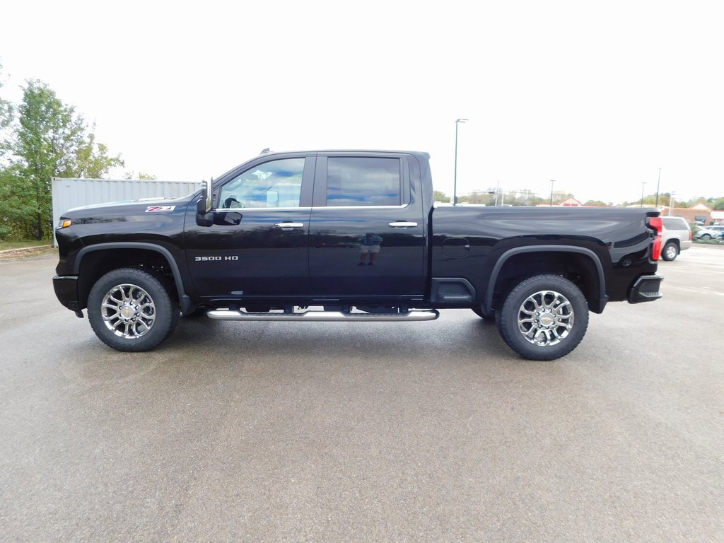 New 2026 Chevrolet Silverado 3500 LT w/ Z71 Chrome Sport Edition image 12