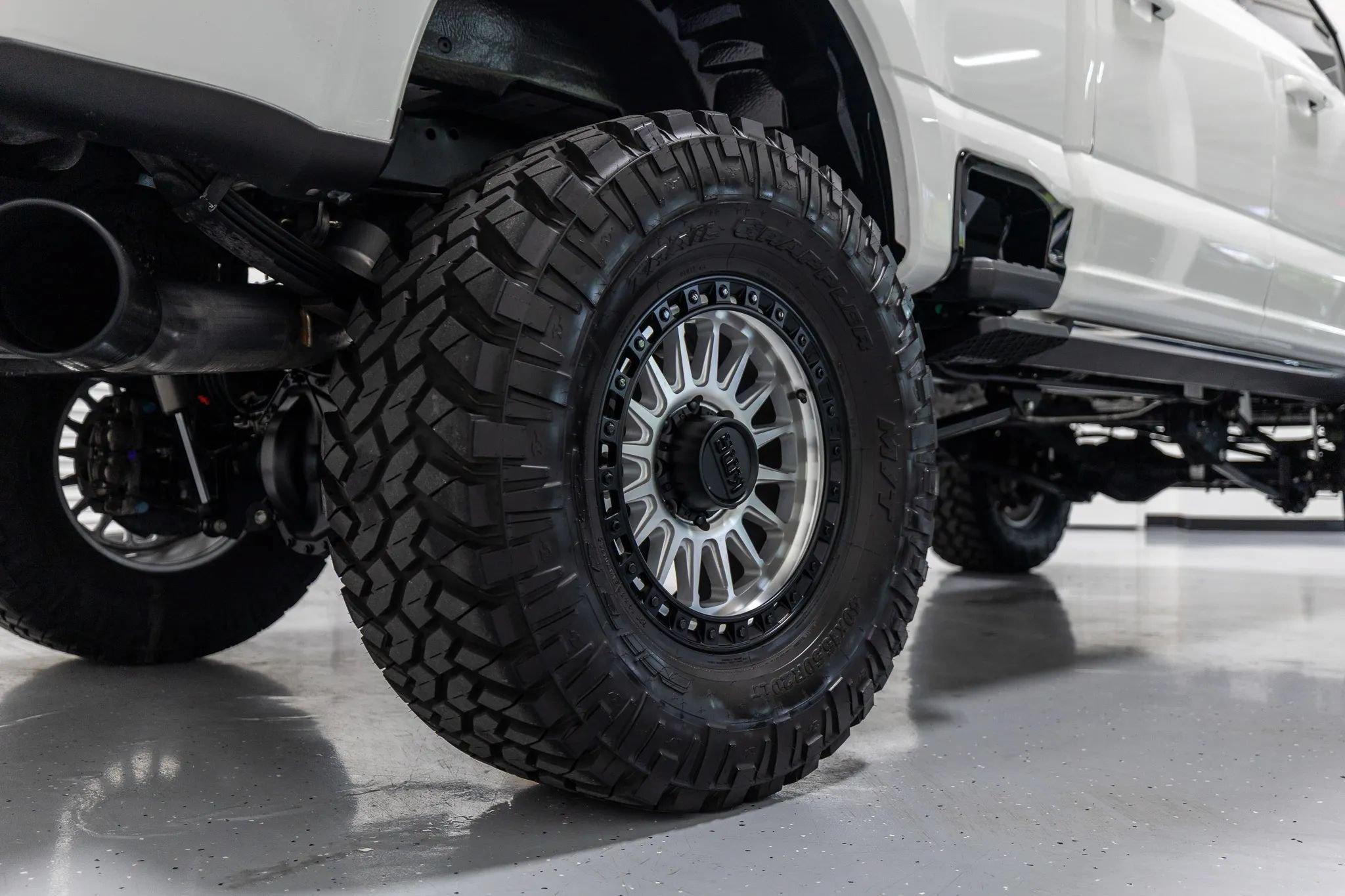 Used 2025 Ford F250 Platinum w/ Platinum Plus Package AWD/4WD image 26