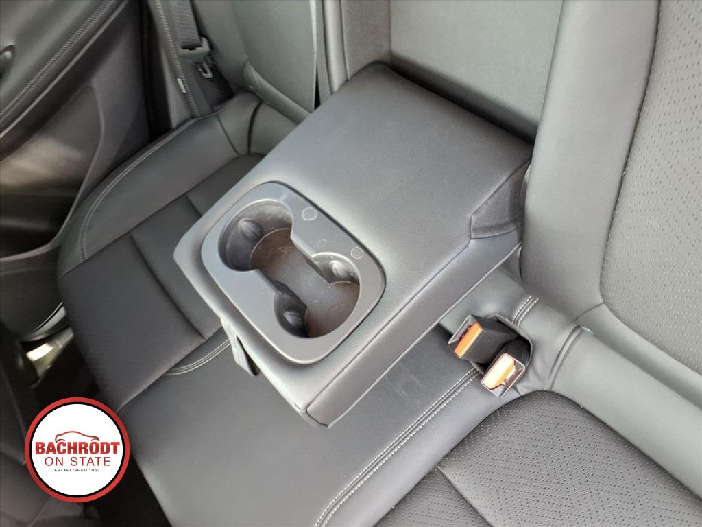 Used 2021 Buick Encore GX Essence FWD image 29